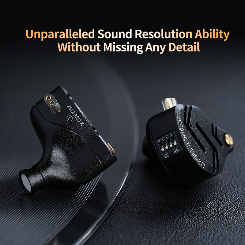 KZ ZS12 プロ X メタルイヤホン 1DD + 5BA - Audio Music Technology のレビューと価格